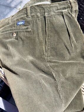 Dockers Olive Green Wide Wale Corduroy Pleated Men's Pants Cuffed Y2K